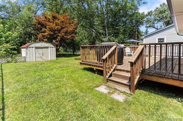 3322 Royal Boulevard, Commerce Twp, MI 48382