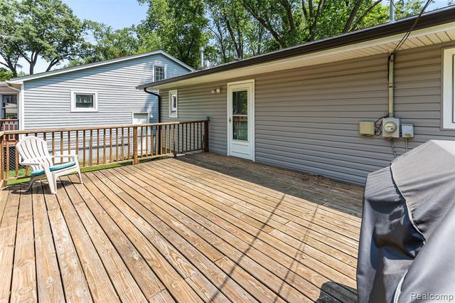 3322 Royal Boulevard, Commerce Twp, MI 48382