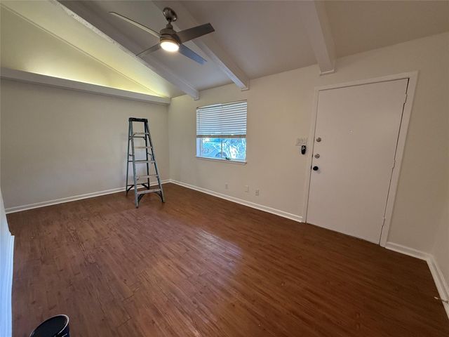 6710 Circle S RD B, Austin, TX 78745