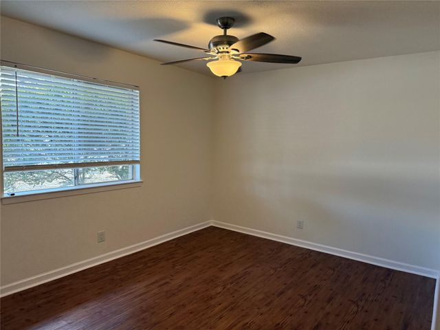 6710 Circle S RD B, Austin, TX 78745