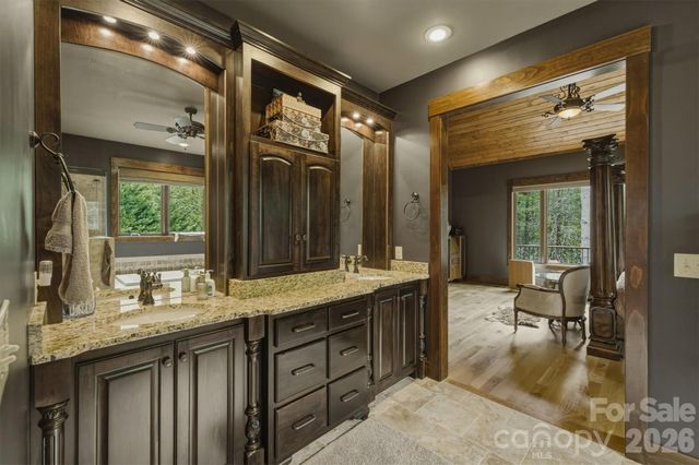 5613 Rocky Falls Lane 151, Lenoir, NC 28645
