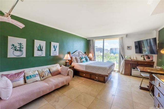 2045 Kalakaua Avenue 611, Honolulu, HI 96815