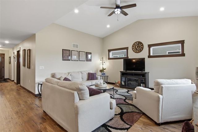 934 Wissota Green Boulevard, Chippewa Falls, WI 54729