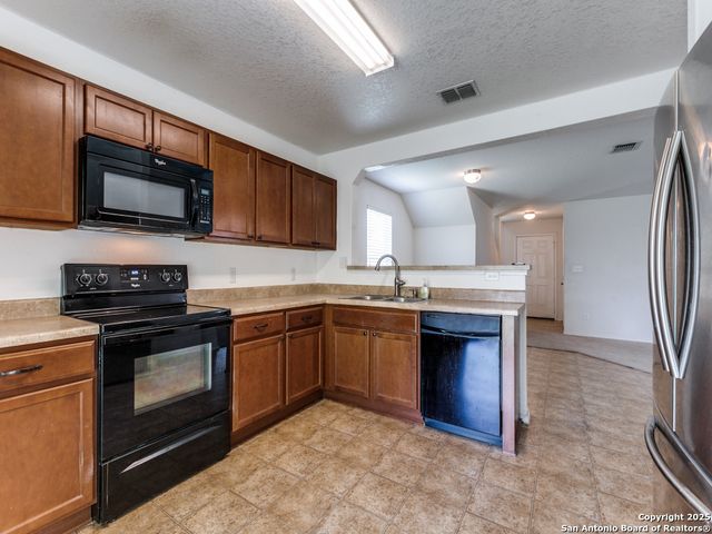 10962 Burning Lamp, San Antonio, TX 78245