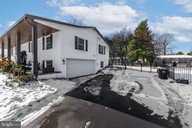 1330 PENFIELD RD, State College, PA 16801