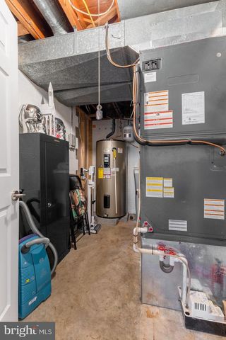 1330 PENFIELD RD, State College, PA 16801