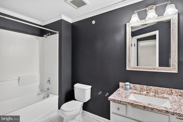 1062 LAMBERTON ST, Trenton, NJ 08611