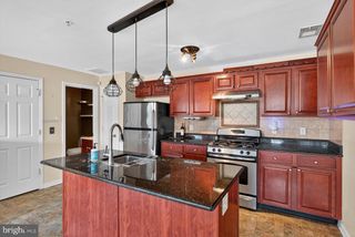 1062 LAMBERTON ST, Trenton, NJ 08611