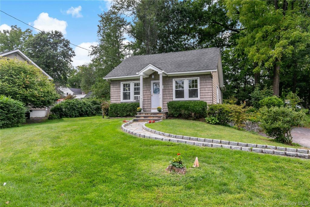 2070 Hamblyn Street, Yorktown Heights, NY 10598 — photo 2