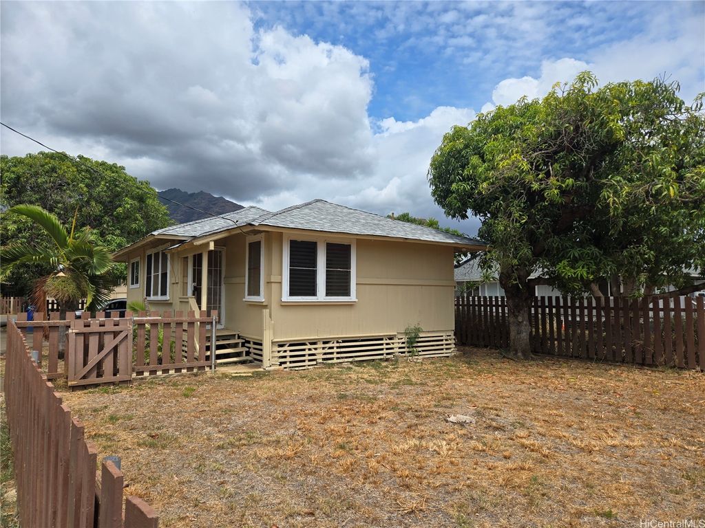 84-916 Hanalei Street, Waianae, HI 96792
