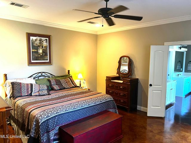 506 Orchard Brook Court, Florence, MS 39073