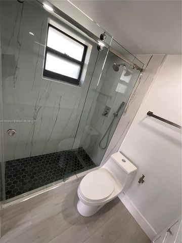 2775 W 62nd St 207, Hialeah, FL 33016