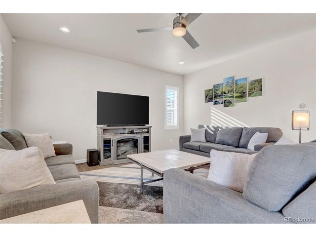 6954 E 117th Ave, Thornton, CO 80233