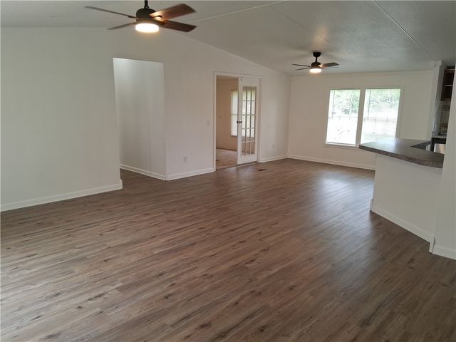 910 Sands Road, Cave Springs, AR 72718
