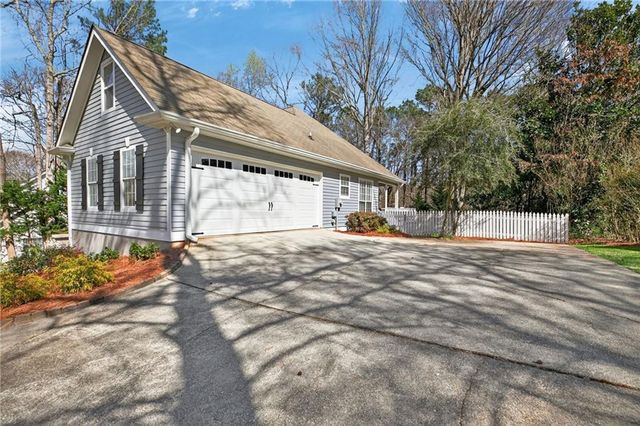 171 Highland Drive, Carrollton, GA 30116