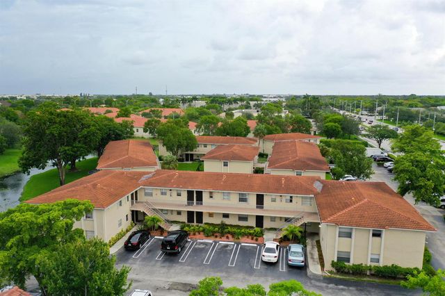 3206 SW CORAL RIDGE Drive 3206, Coral Springs, FL 33065