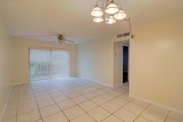 3206 SW CORAL RIDGE Drive 3206, Coral Springs, FL 33065