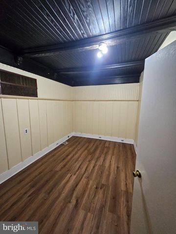 190 W MAPLEWOOD AVE, Philadelphia, PA 19144
