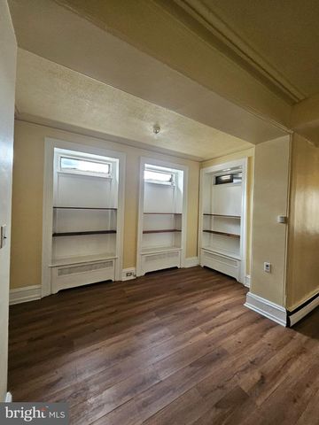 190 W MAPLEWOOD AVE, Philadelphia, PA 19144