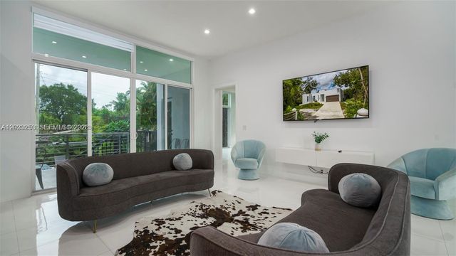 1759 SW 30th Pl 0, Fort Lauderdale, FL 33315