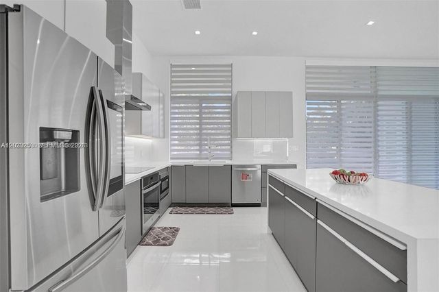 1759 SW 30th Pl 0, Fort Lauderdale, FL 33315
