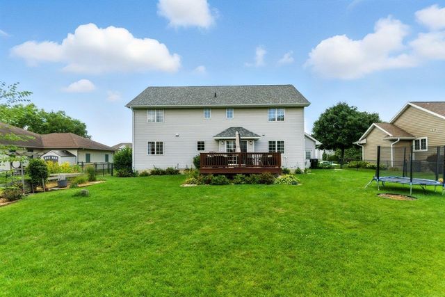 4206 Knoll Ridge Drive, Cedar Falls, IA 50613