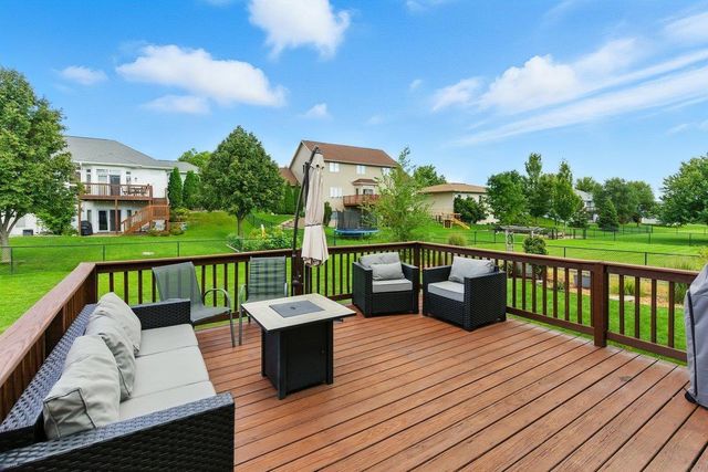 4206 Knoll Ridge Drive, Cedar Falls, IA 50613