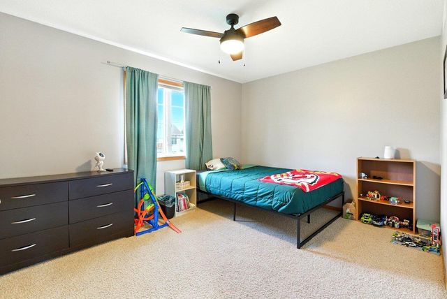 4206 Knoll Ridge Drive, Cedar Falls, IA 50613