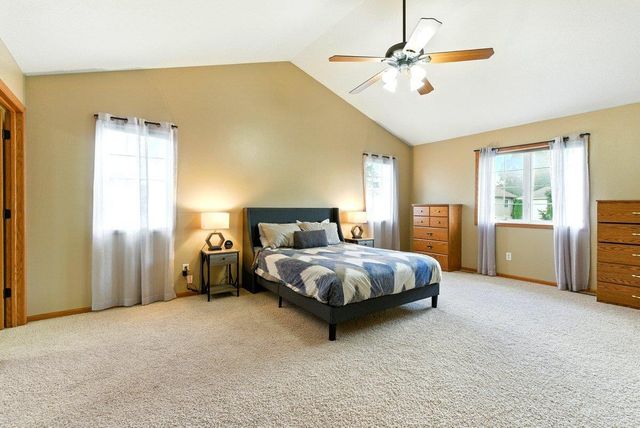 4206 Knoll Ridge Drive, Cedar Falls, IA 50613