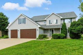 4206 Knoll Ridge Drive, Cedar Falls, IA 50613