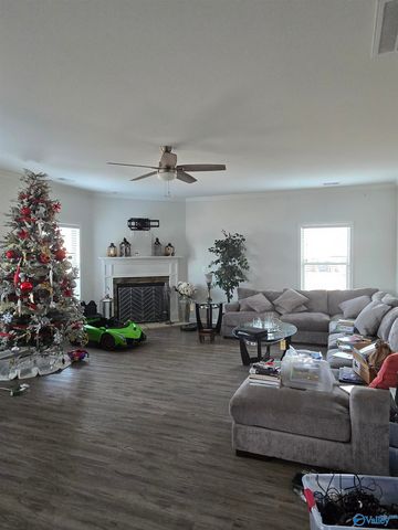 109 Pomelo Street, Huntsville, AL 35811