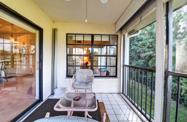 3227 Perimeter Drive, Greenacres, FL 33467