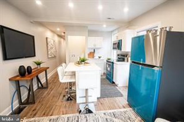 6408 SAYBROOK AVE, Philadelphia, PA 19142
