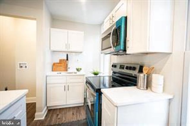 6408 SAYBROOK AVE, Philadelphia, PA 19142