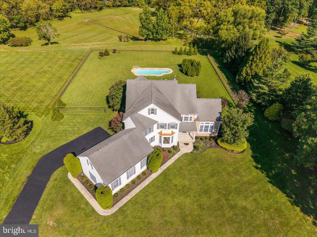 18 SUNFLOWER CIR, LUMBERTON, NJ 08048 — photo 2