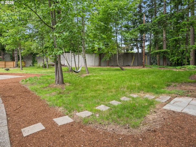 11865 Sw BELVIDERE Pl, Portland, OR 97225