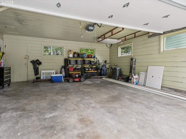 11865 Sw BELVIDERE Pl, Portland, OR 97225