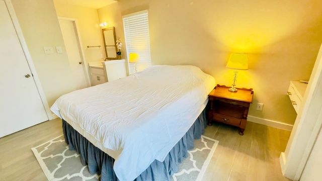 2902 Cole ST 311, Austin, TX 78705