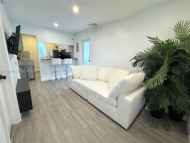 174 NE 55th Street 2, Miami, FL 33137