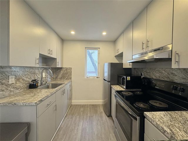 174 NE 55th Street 2, Miami, FL 33137