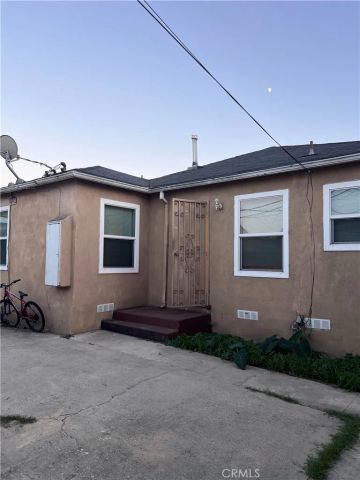 333 E 83rd Street, Los Angeles, CA 90003