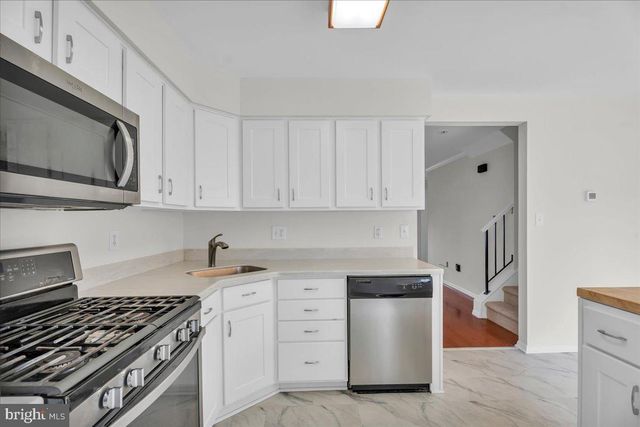 2711 FALCON CT, Hamilton Twp, NJ 08330