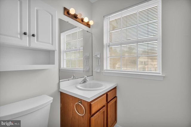 2711 FALCON CT, Hamilton Twp, NJ 08330