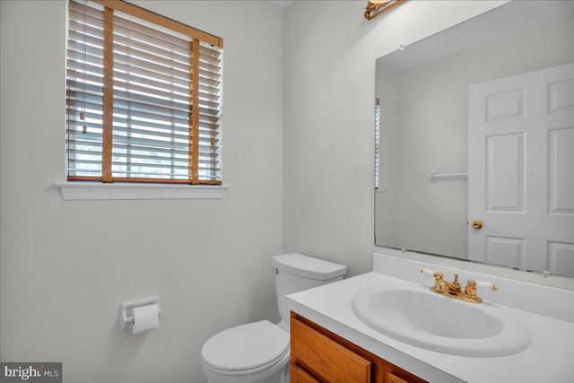 2711 FALCON CT, Hamilton Twp, NJ 08330