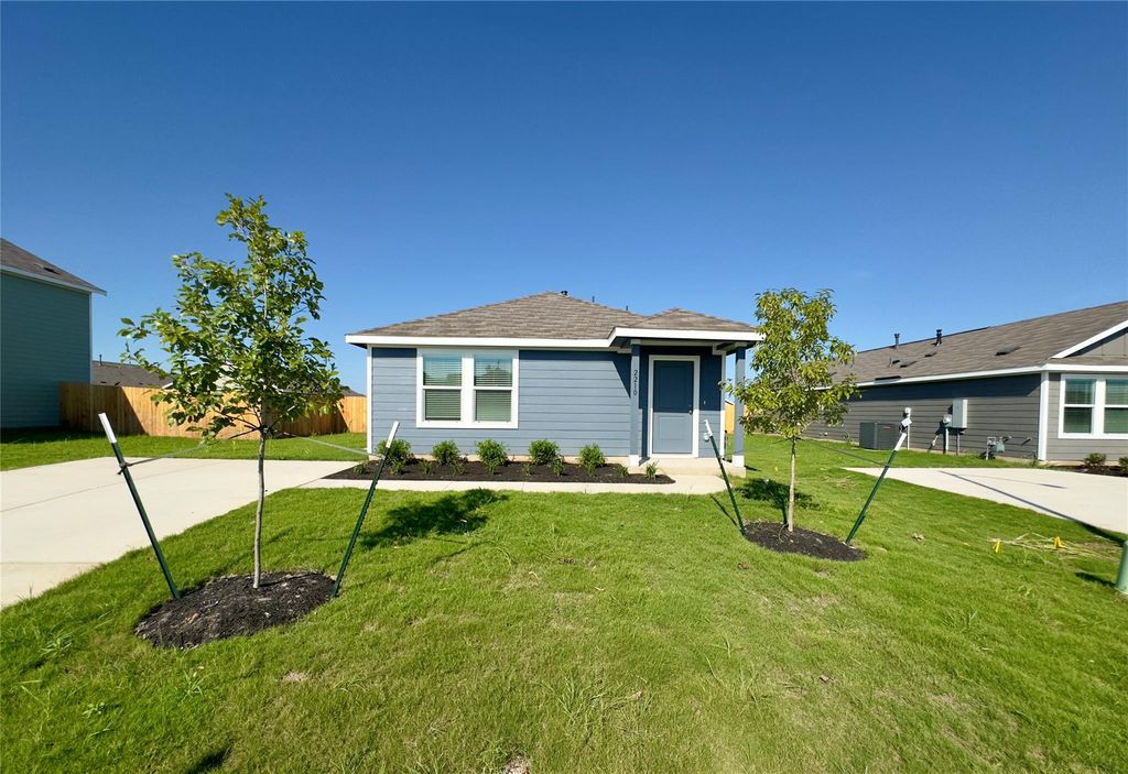 2210 Cyclone DR, Lockhart, TX 78644
