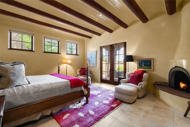 7 Sendero Centro, Santa Fe, NM 87506