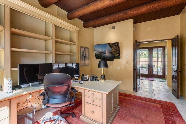 7 Sendero Centro, Santa Fe, NM 87506