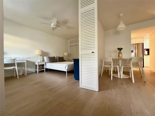 195 Sunrise Drive 8, Key Biscayne, FL 33149