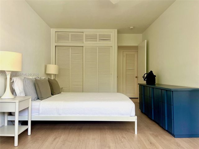 195 Sunrise Drive 8, Key Biscayne, FL 33149