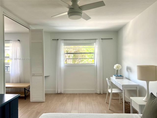 195 Sunrise Drive 8, Key Biscayne, FL 33149